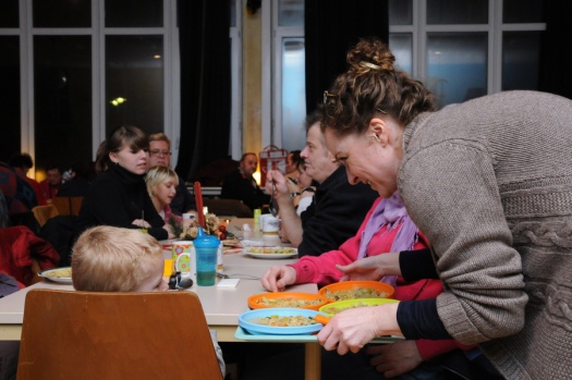 Essen im Restaurant des Herzens - Leipziger Kinderstiftung