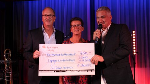 Eurotax Spendenübergabe an Leipziger Kinderstiftung